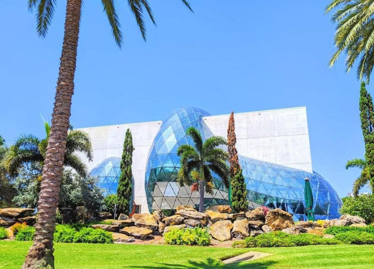 The Hipster Studio In Dtsp San Petersburgo Exterior foto